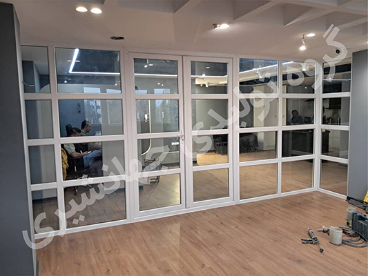 اجرای دیوار و پنجره دوجداره اداری در گوهردشت کرج