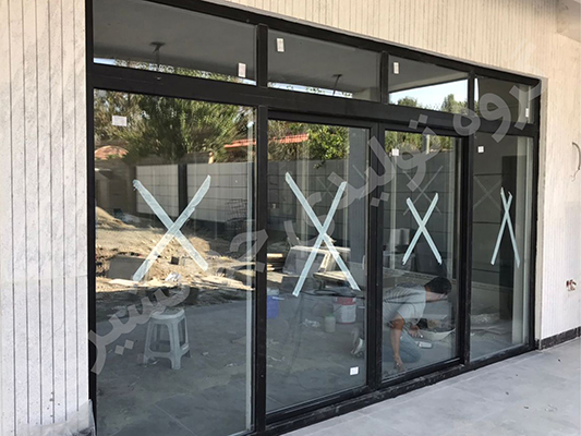 درب و پنجره دوجداره در کرج – پروژه ویلایی مدرن در چهارباغ